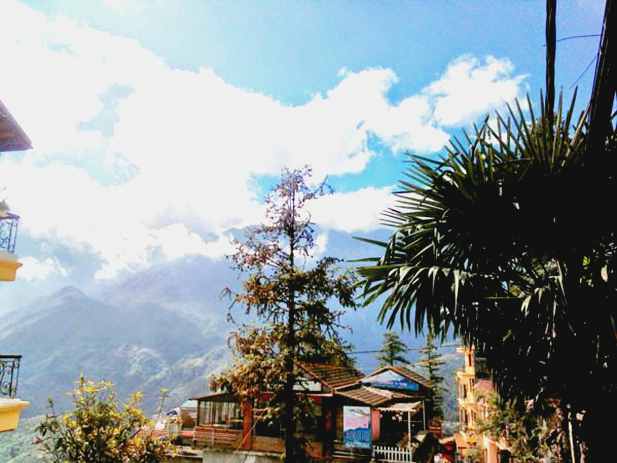 Mountain Clouds Sapa Hotel Exterior photo